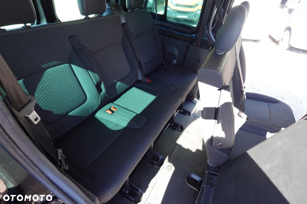 Opel Vivaro - 19
