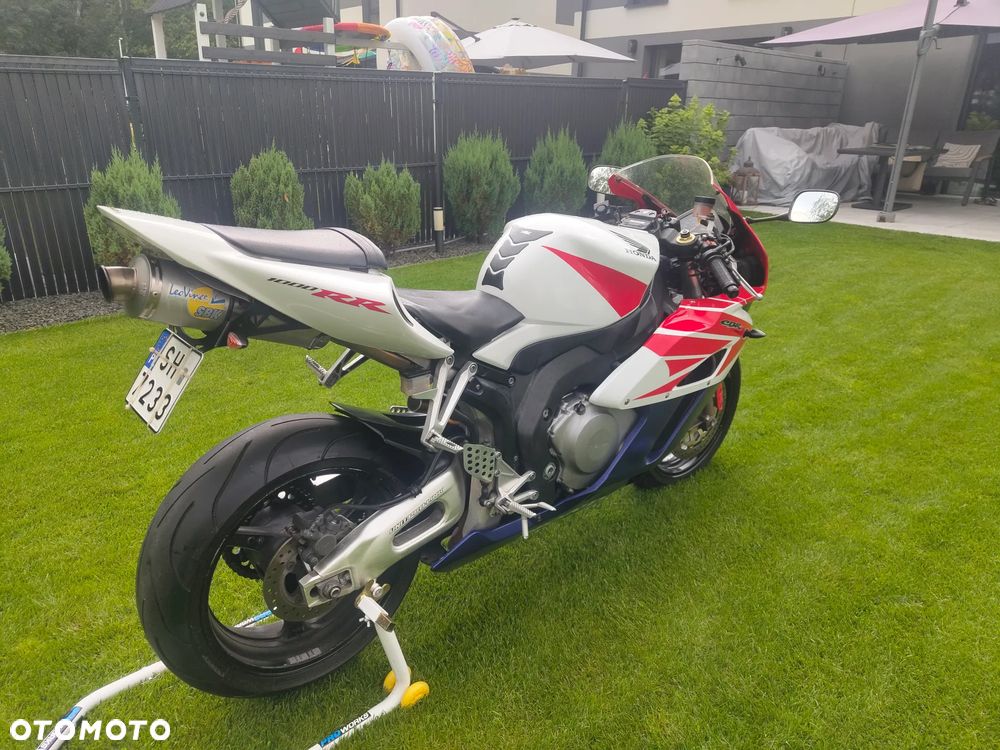 Honda CBR - 11