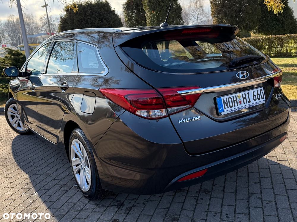 Hyundai i40 i40cw 1.6 Fifa World Cup Edition - 24