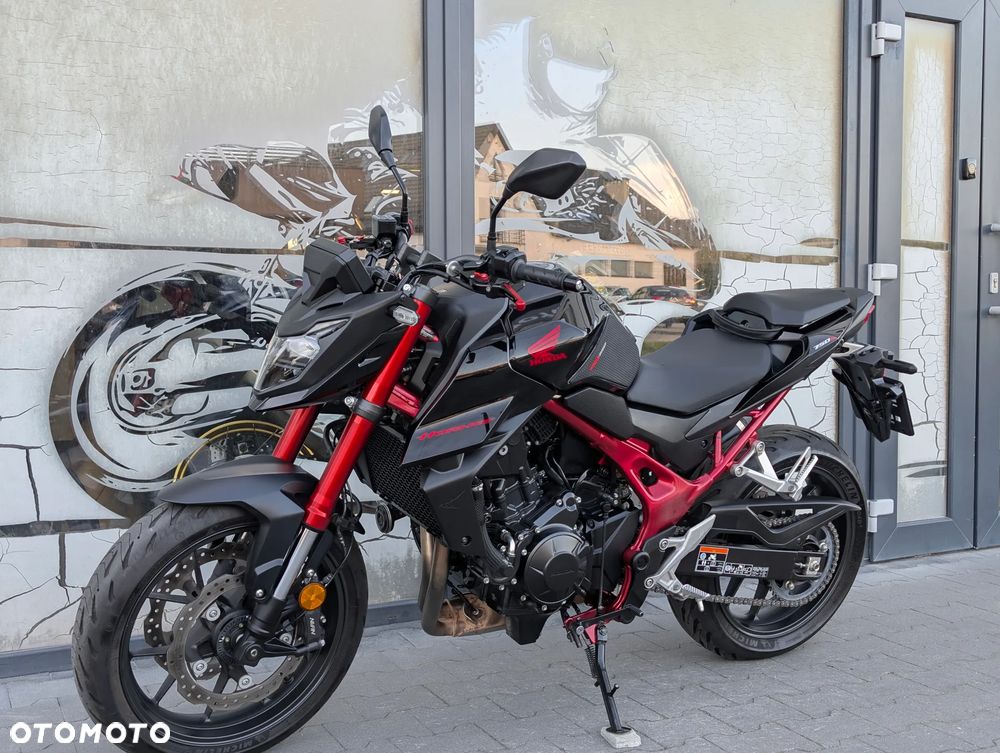 Honda CB - 1