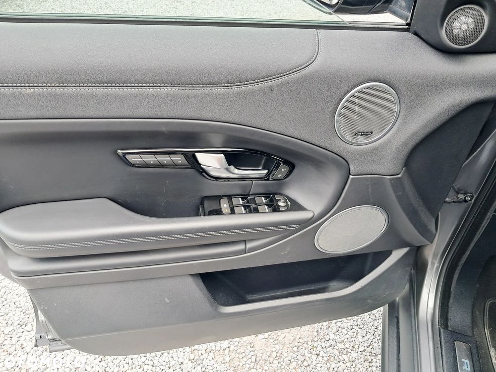 Land Rover Range Rover Evoque - 25