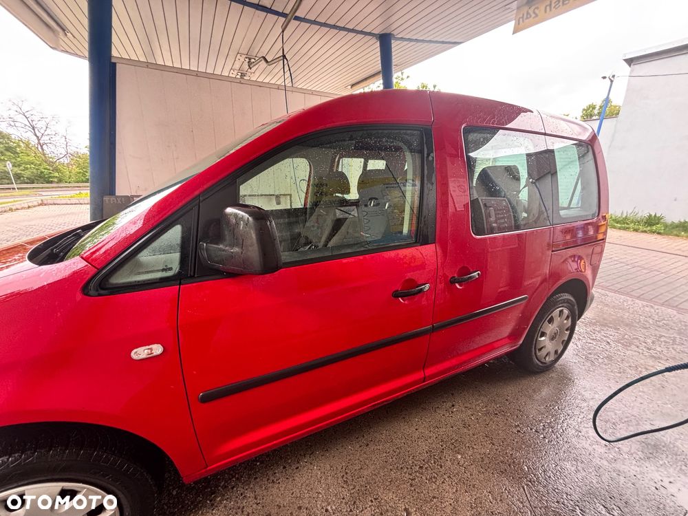 Volkswagen Caddy - 8