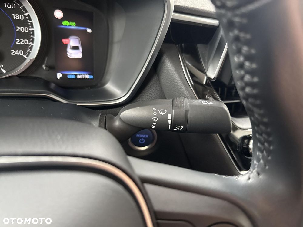 Toyota Corolla 1.8 Hybrid Comfort - 23