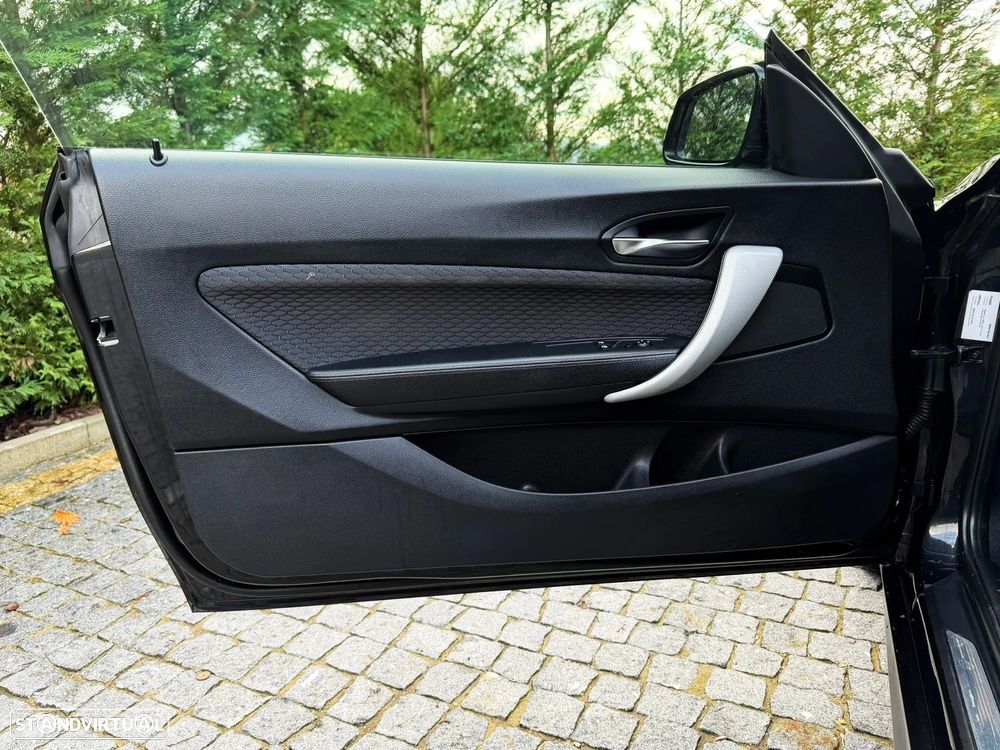 BMW 220 d Coupe Pack M Auto - 10