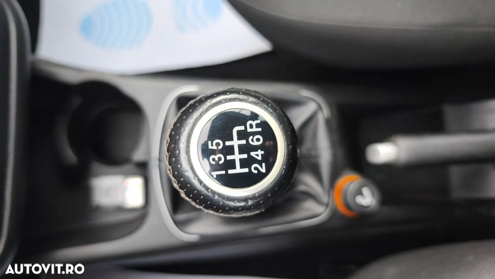 Fiat Grande Punto 1.4 16V Emotion - 26