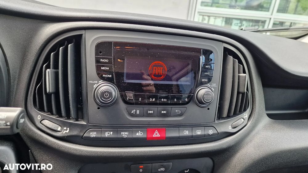 Fiat Doblo Combi 1.6 Mjet 105 CP Maxi Confort - 10