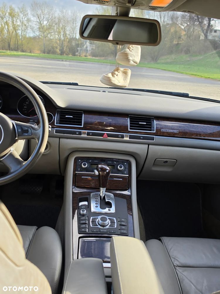 Audi A8 4.2 Quattro Langversion - 28