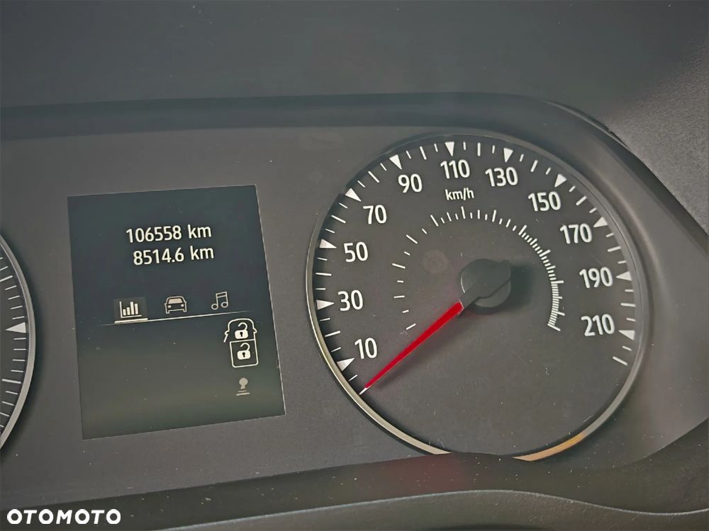 Renault Trafic - 19