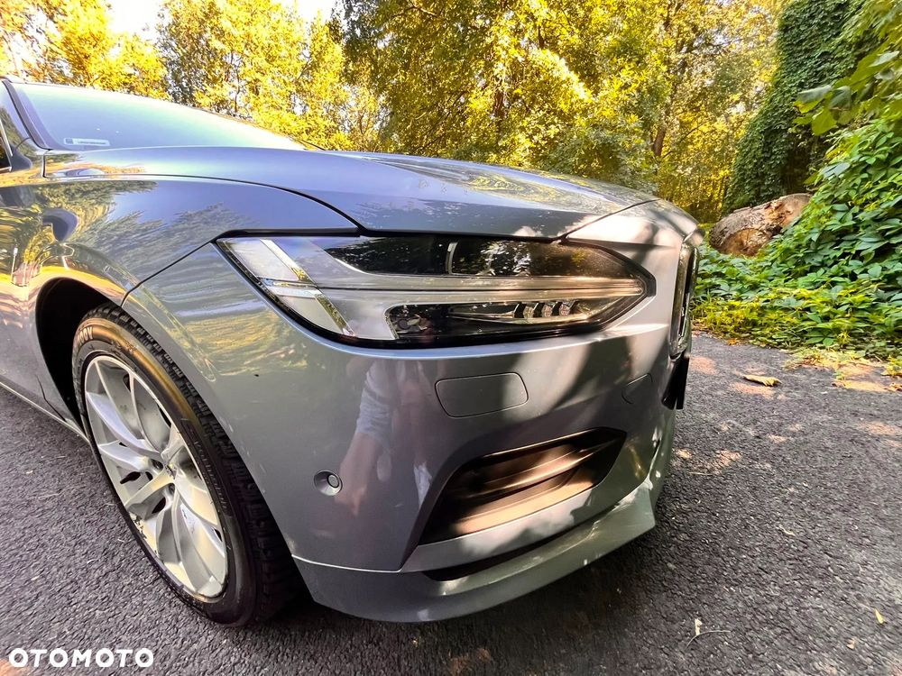 Volvo V90 D4 Momentum - 11