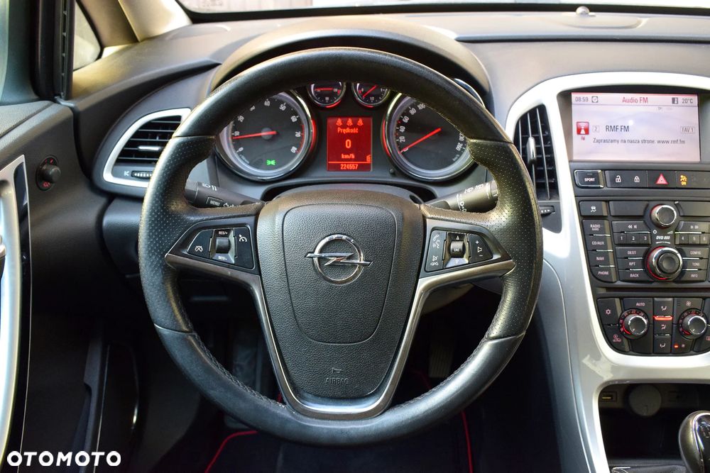 Opel Astra 1.6 Turbo Sport - 17