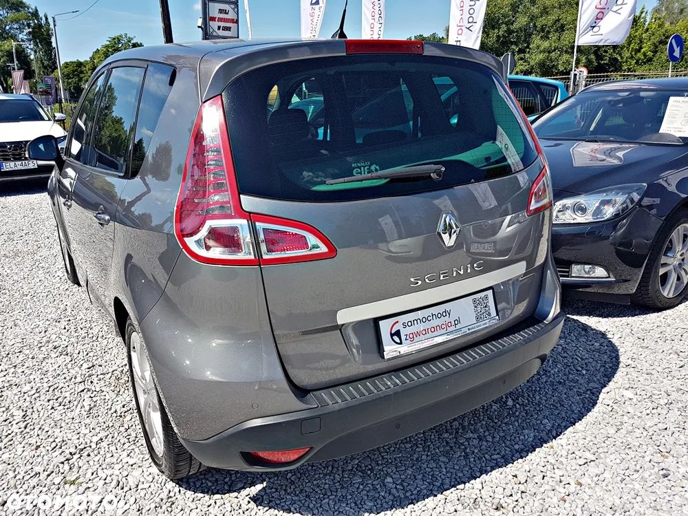 Renault Scenic 1.6 16V 110 Expression - 8