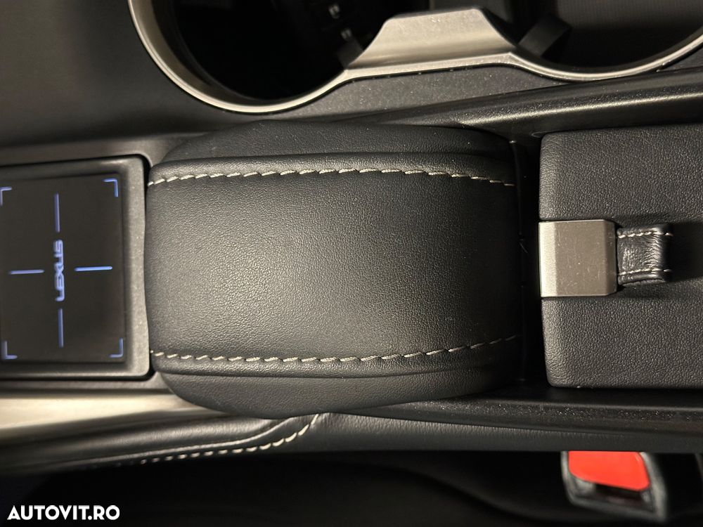 Lexus Seria NX 300h AWD F Sport - 18
