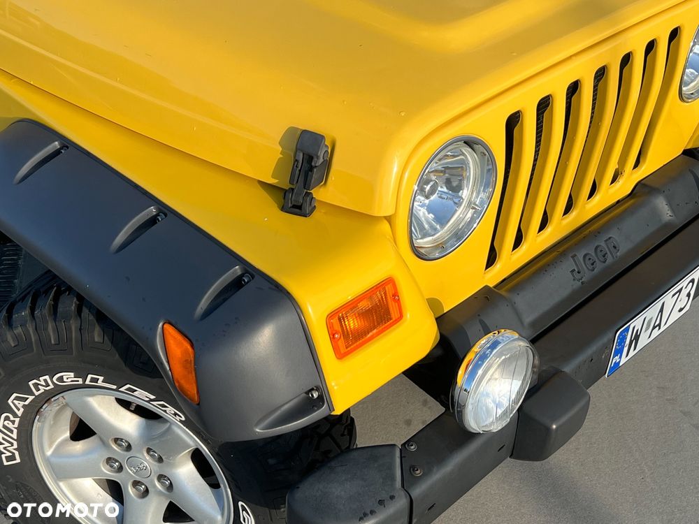 Jeep Wrangler - 3