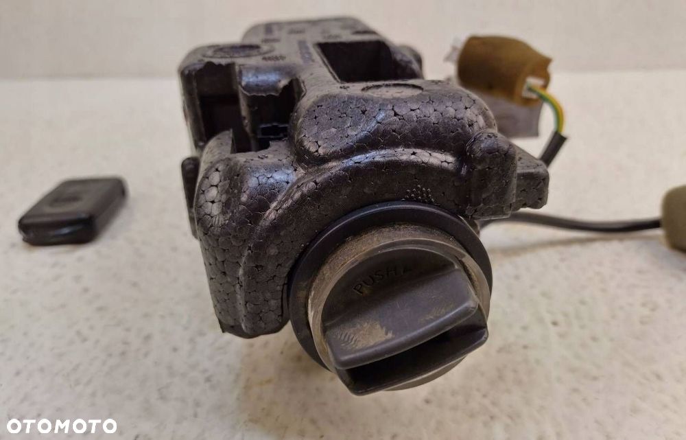 nissan pathfinder r51 lift 2.5 dci stacyjka z kluczykiem pilotem automat - 2