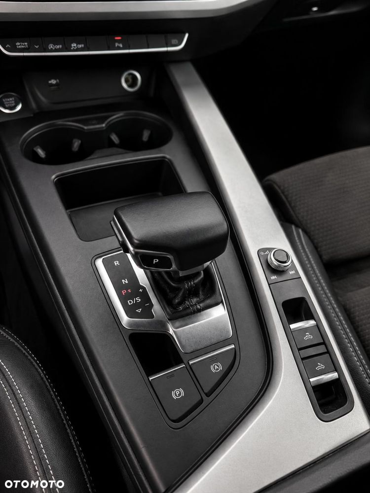 Audi A5 Cabrio 40 TDI S tronic S line - 16