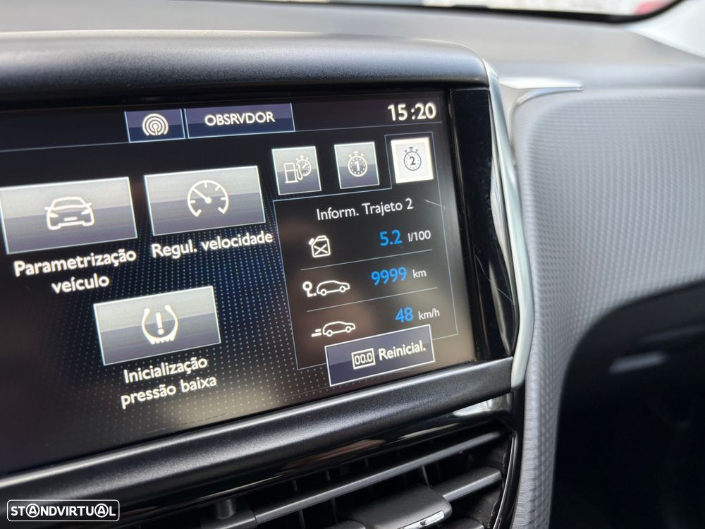 Peugeot 208 1.2 PureTech Style - 34