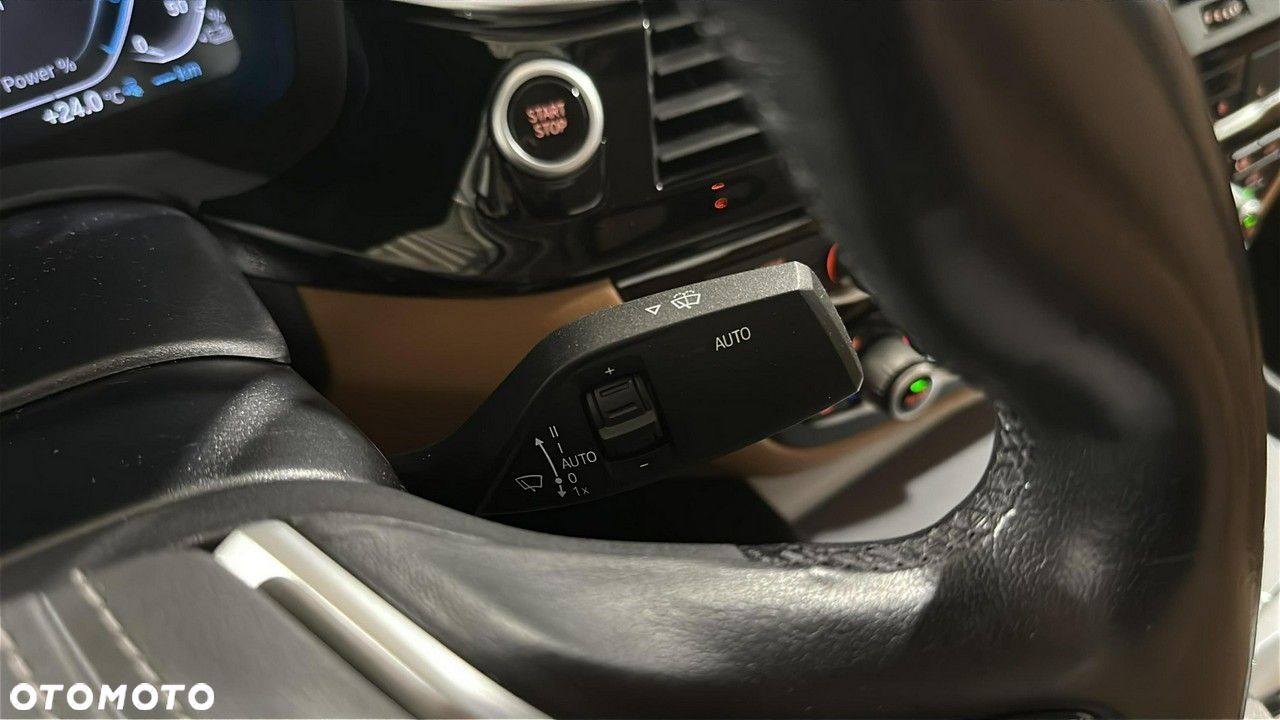 BMW Seria 5 - 22