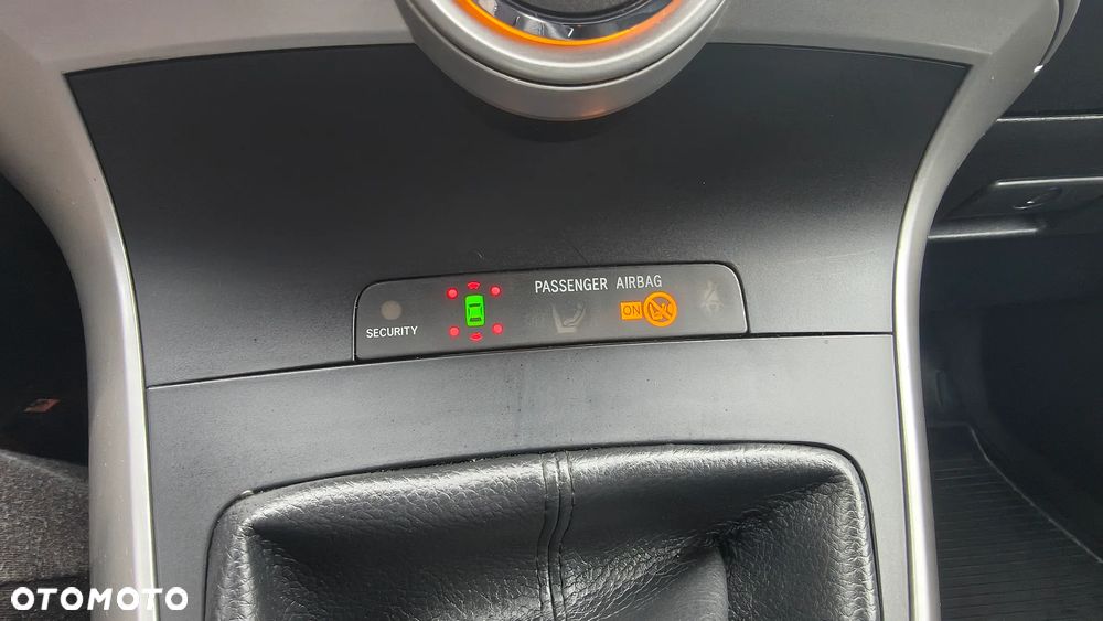 Toyota Verso 1.8 Sol plus NAVI 7os - 26