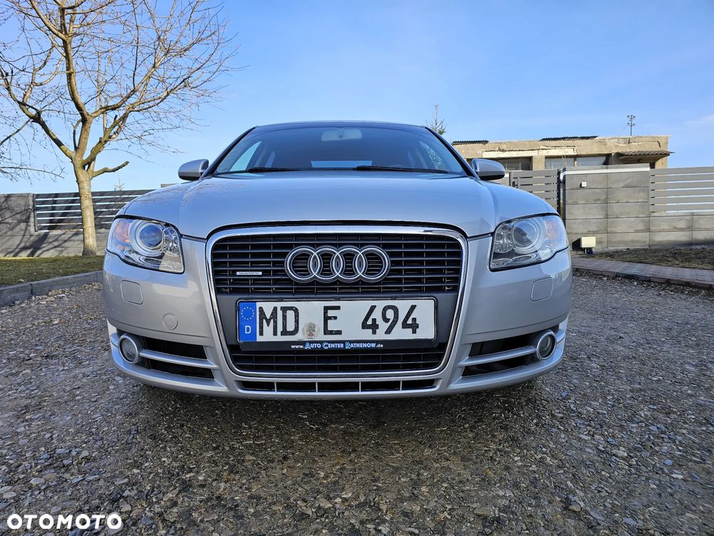 Audi A4 Limousine - 29