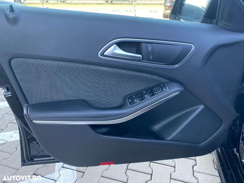 Mercedes-Benz A - 8