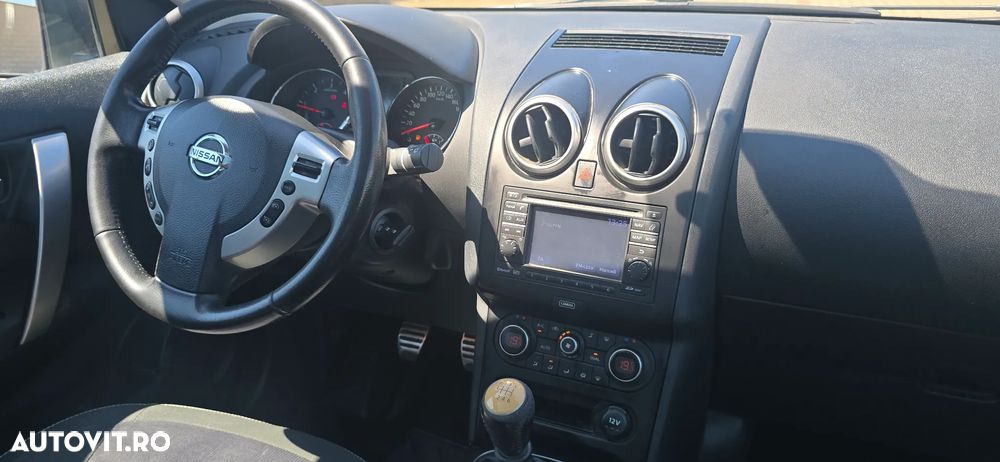 Nissan Qashqai 1.6 DCI 4 x 4 DPF tekna - 15