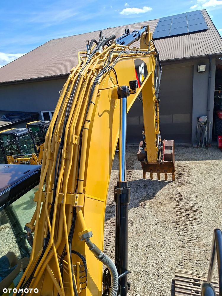 Caterpillar CAT 320 EL - 15