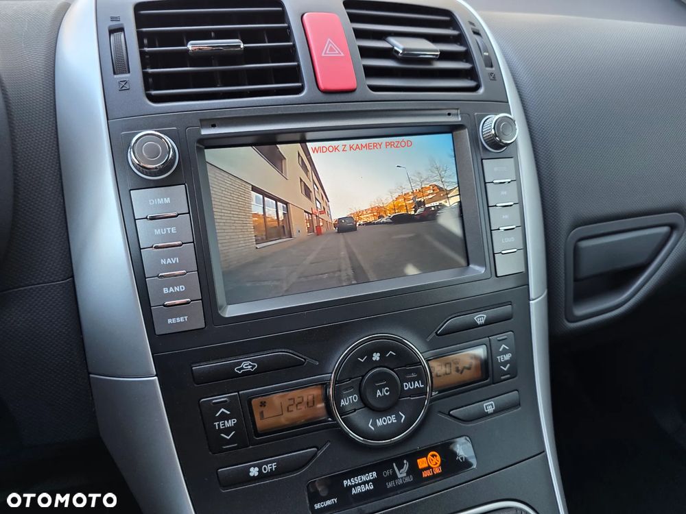 Toyota Auris 1.6 Premium Start - 32