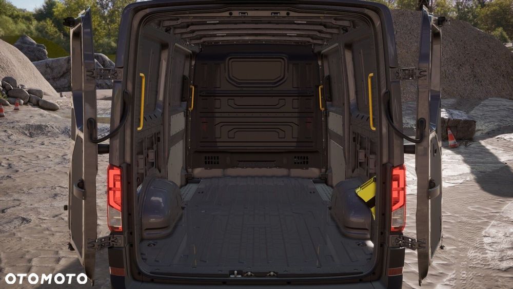 Volkswagen Crafter - 13