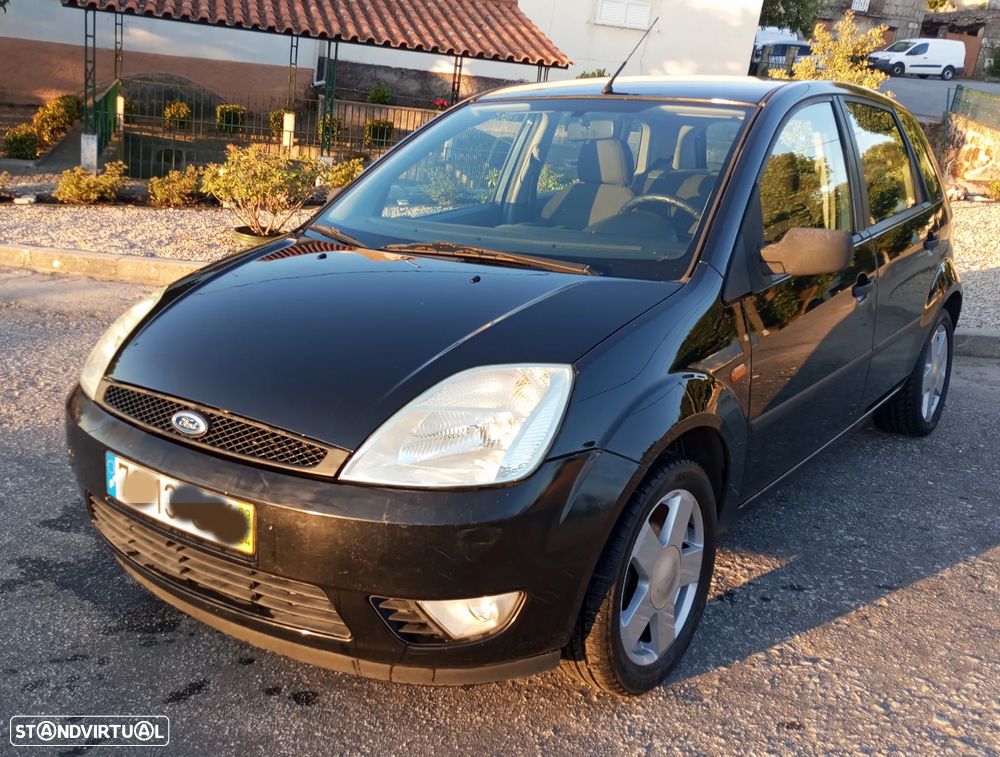 Ford Fiesta 1.4 Ambiente - 4