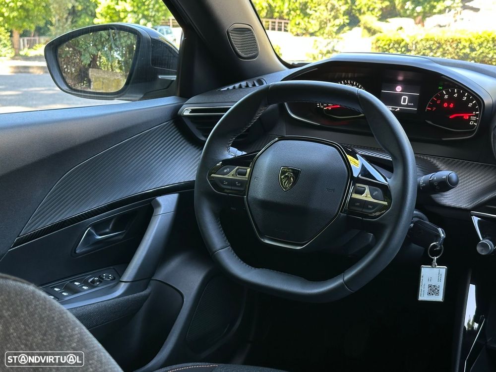 Peugeot 2008 1.2 PureTech Style - 20