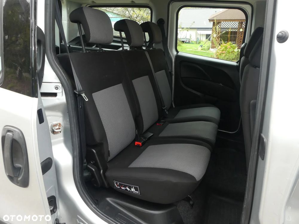 Fiat Doblo Maxi 1.4 Dynamic - 27