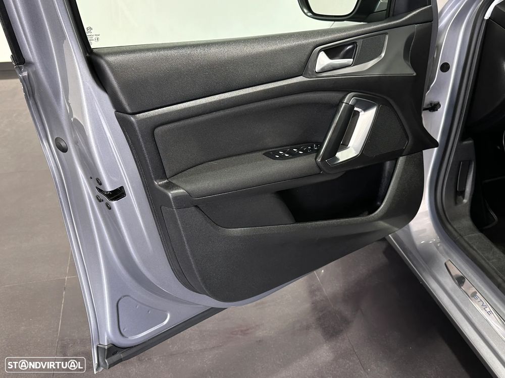 Peugeot 308 SW 1.5 BlueHDi Style - 18