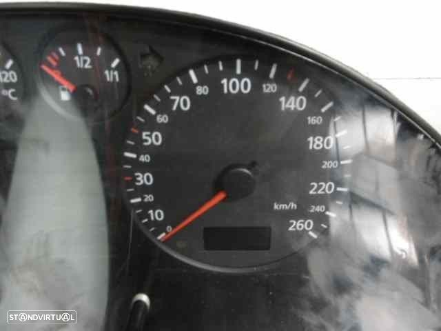 QUADRANTE AUDI A4 AVANT 1999 -8D0907401H - 1