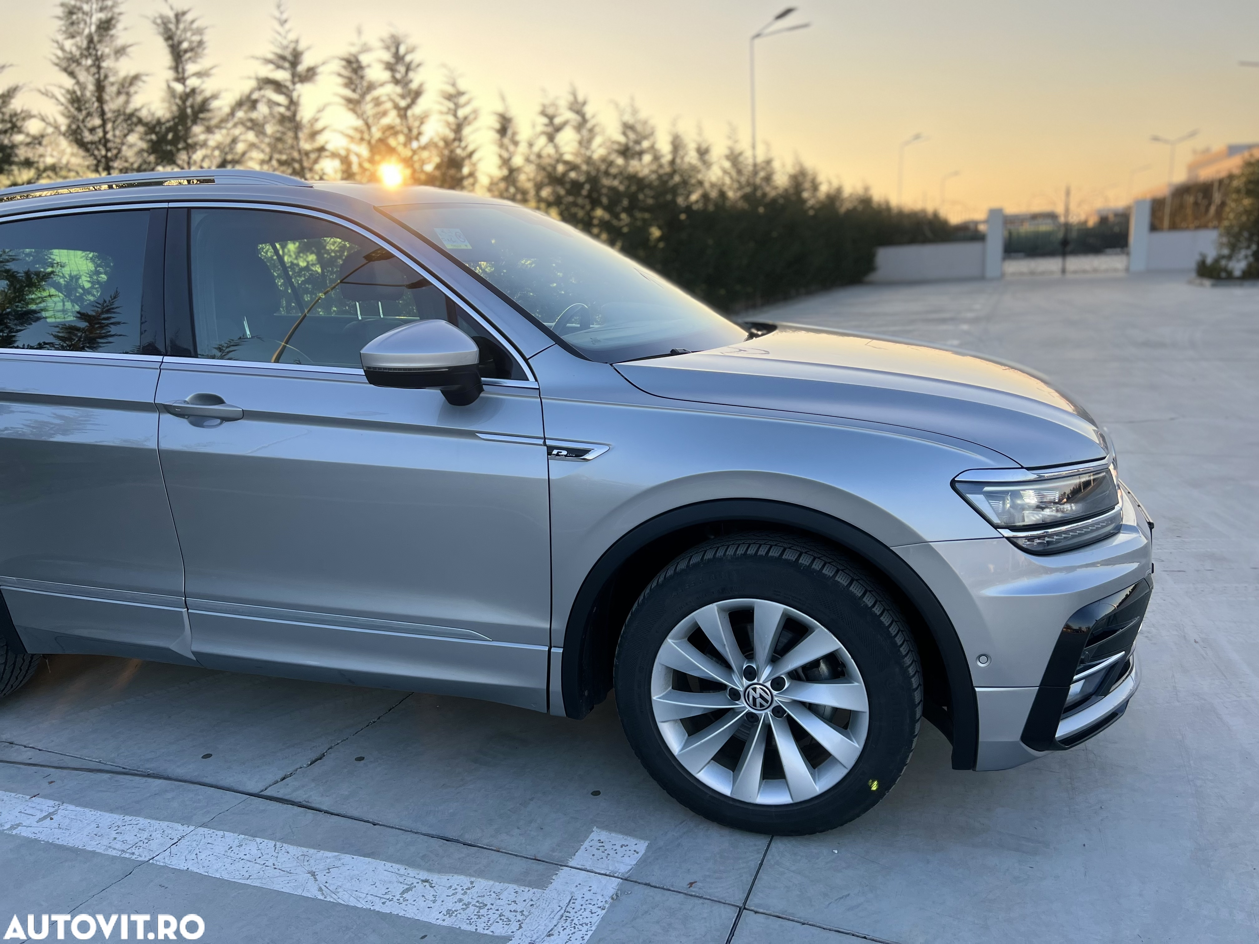 Volkswagen Tiguan - 5