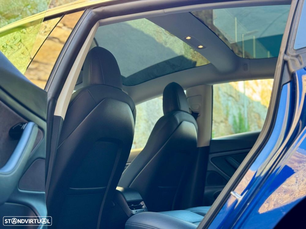 Tesla Model 3 Long-Range Dual Motor AWD - 13