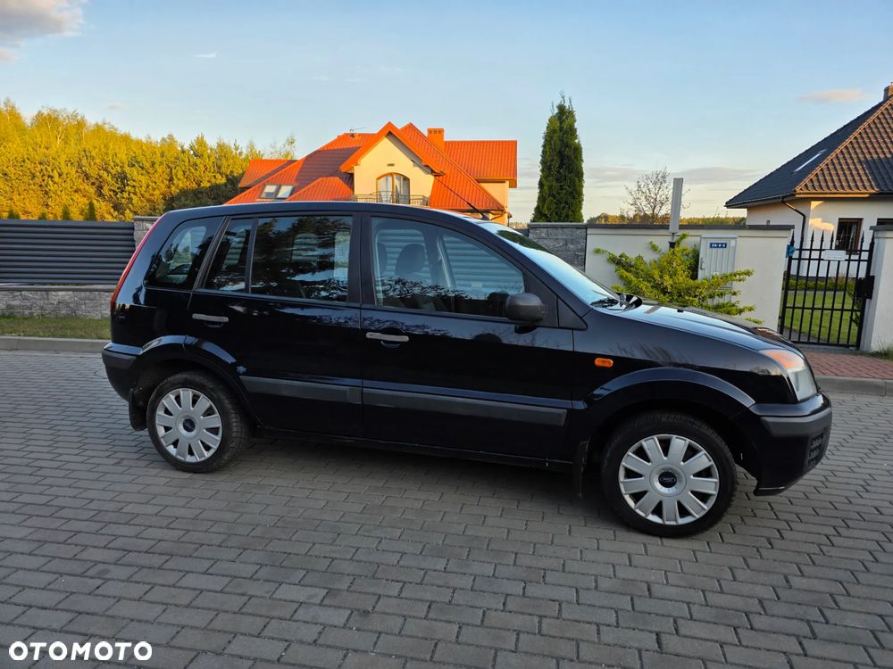 Ford Fusion 1.4 Trend - 4