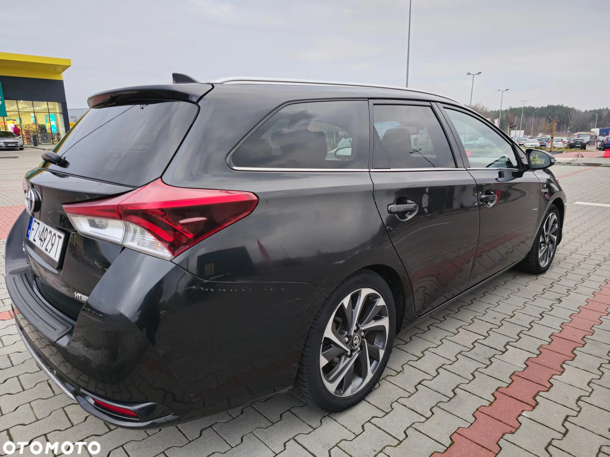 Toyota Auris 1.8 VVT-i Hybrid Automatik Comfort - 3