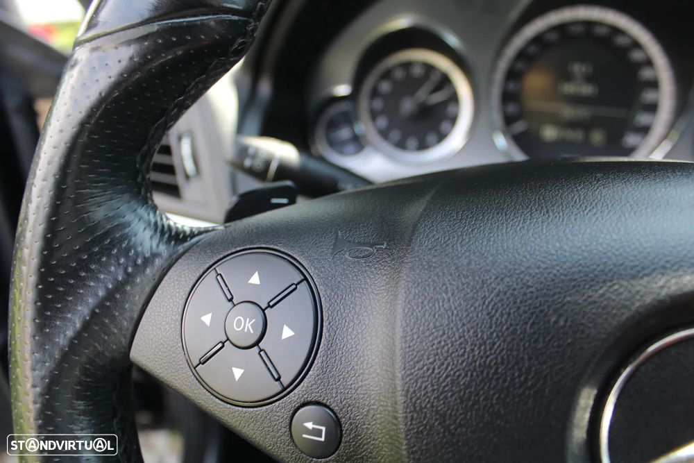 Mercedes-Benz E 250 CGi Avantgarde BlueEfficiency Auto - 15