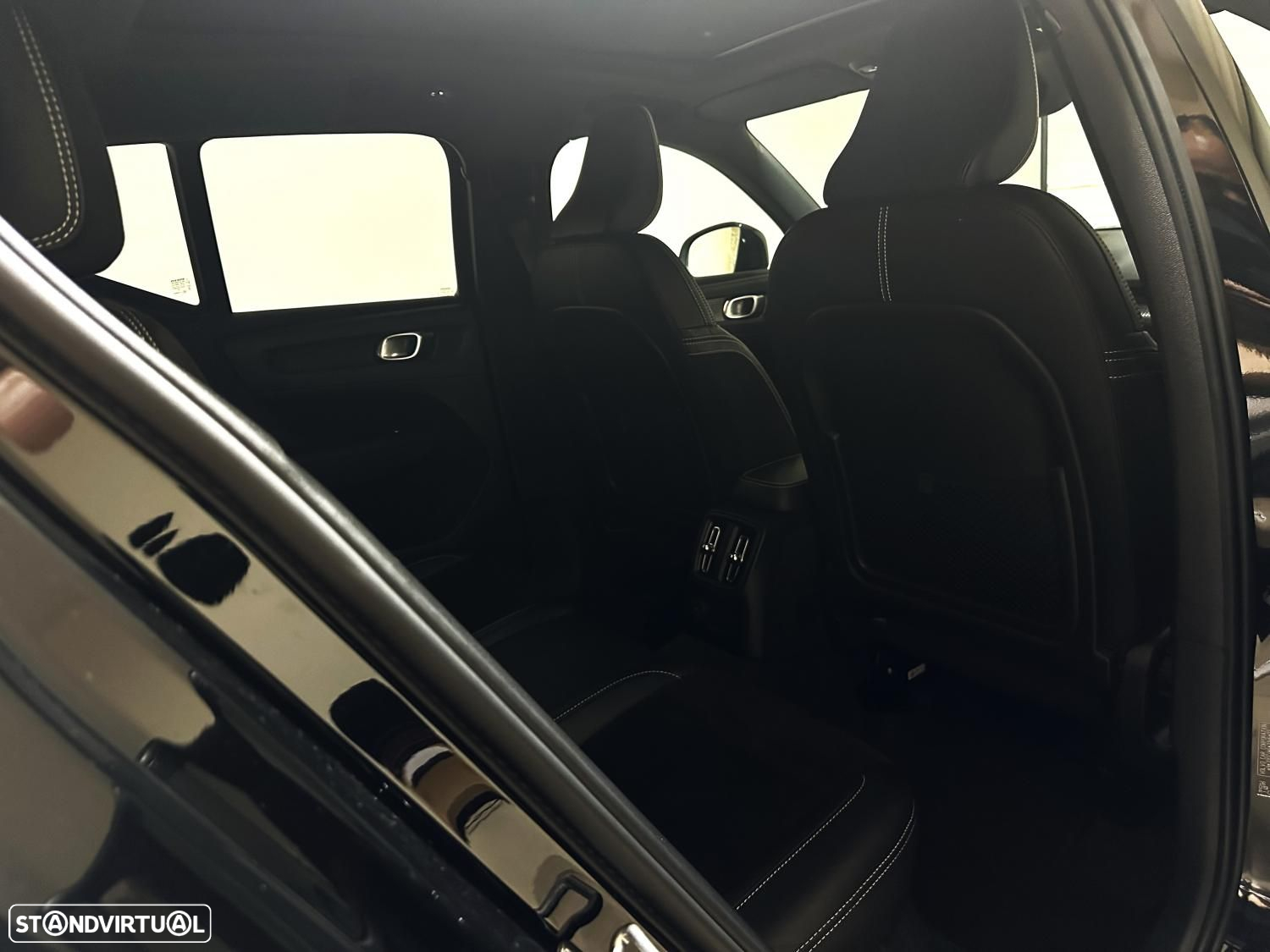Volvo XC 40 1.5 T5 PHEV R-Design Expression - 38