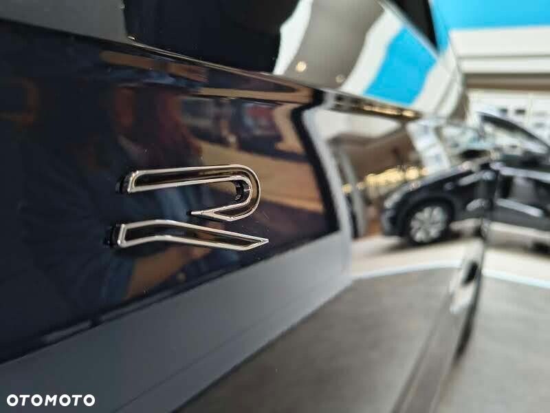 Volkswagen Touareg - 11