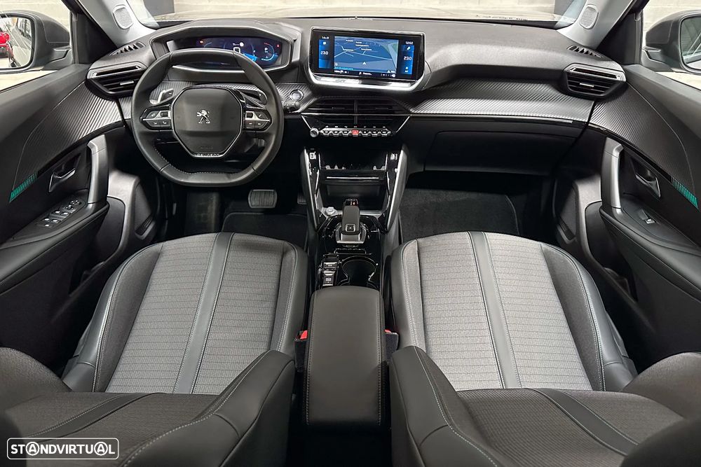 Peugeot 2008 PureTech 130 EAT8 Allure Pack - 12
