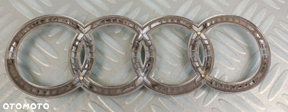 4E0853742 znaczek logo emblemat klapy tylnej tył AUDI A8 D3 Q7 - 3