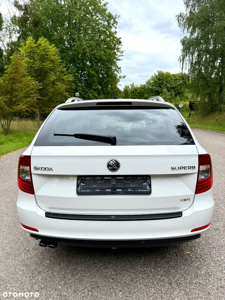 Skoda Superb 2.0 TDI Green tec 4x4 DSG Elegance - 8