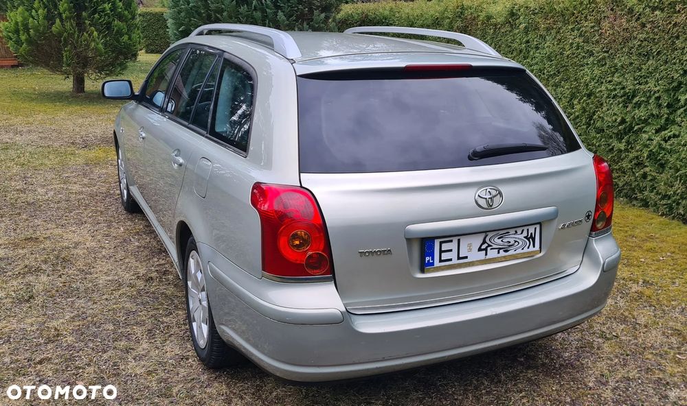 Toyota Avensis 1.8 VVT-i Executive - 6