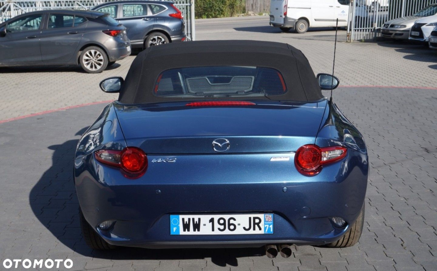Mazda MX-5 - 10