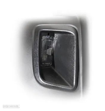 Parachoques de trás Ford Ranger TKE TDCI 2011 a 2015 - 3