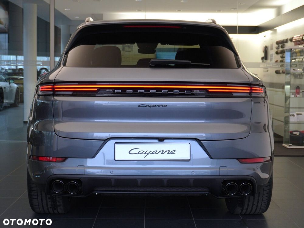 Porsche Cayenne Black Edition - 16
