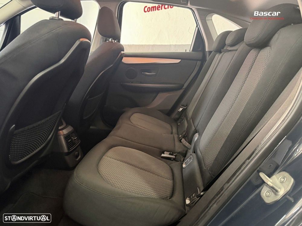 BMW 218 Active Tourer d Line Luxury Auto - 15