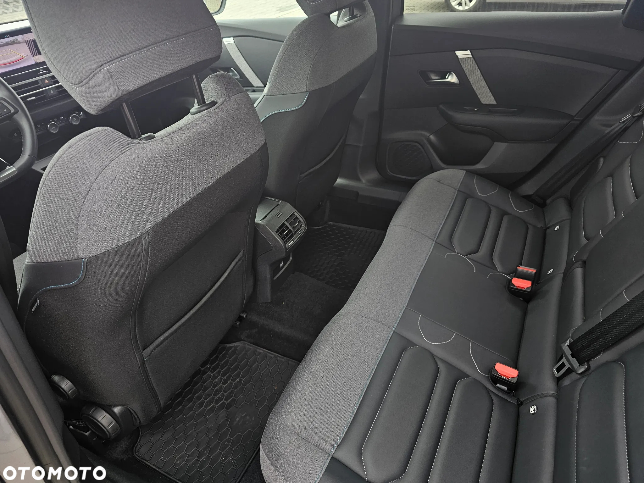 Citroën C4X 1.2 PureTech Max S&S EAT8 - 12