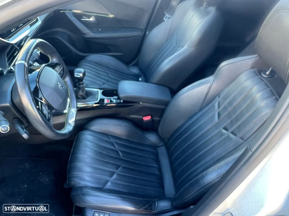 Peugeot 2008 PureTech 130 GT Pack - 12
